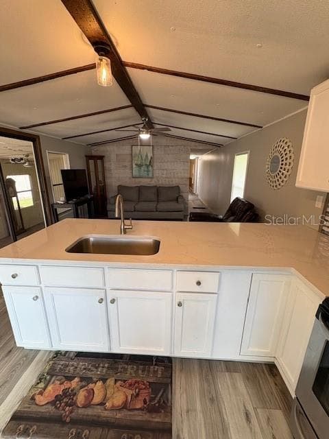 Manufactured Home at 3326 BONNIE DR, ELLENTON, photo 9 of 26