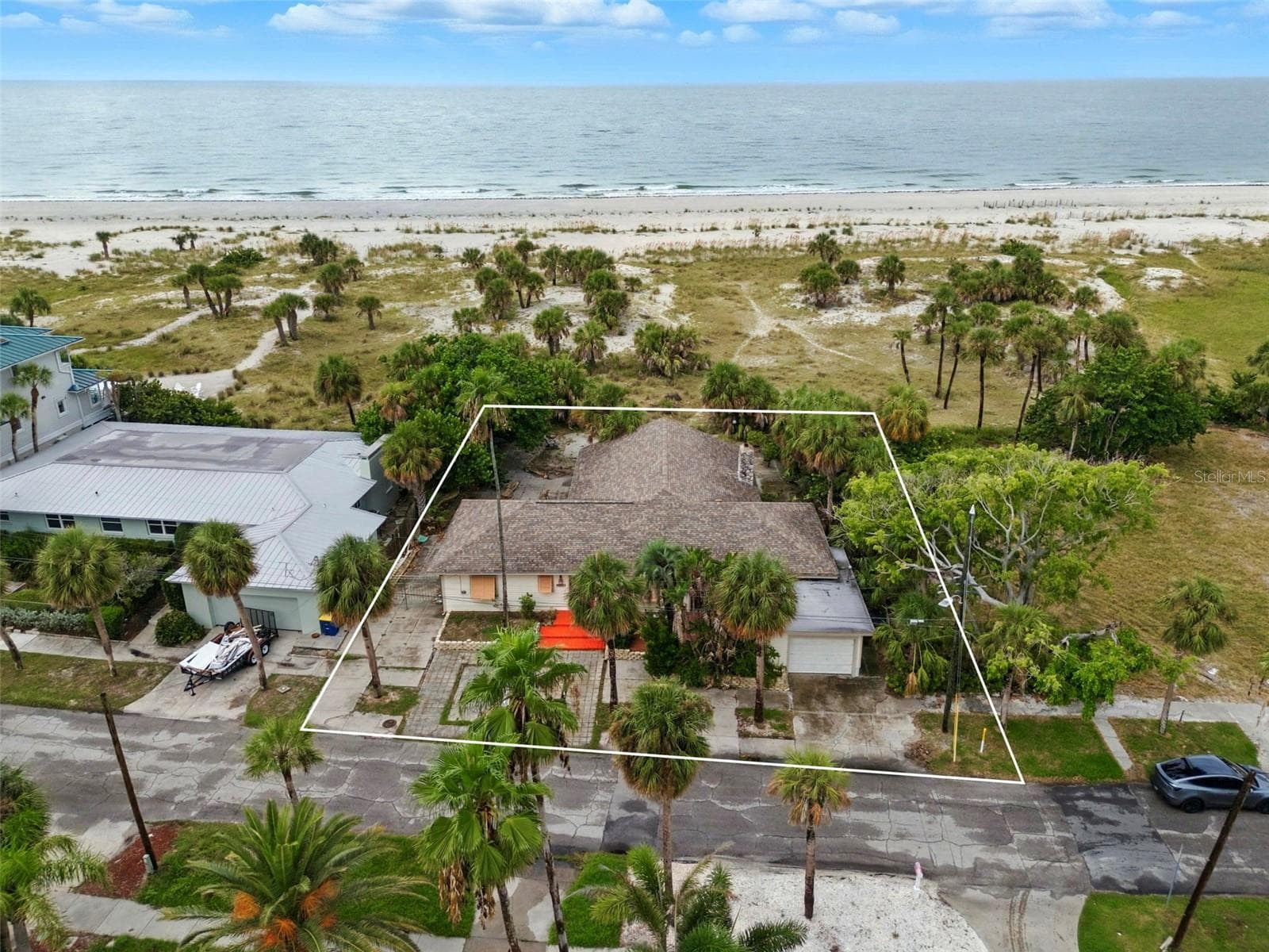 Private beach access - 1024 ELDORADO AVE, CLEARWATER BEACH