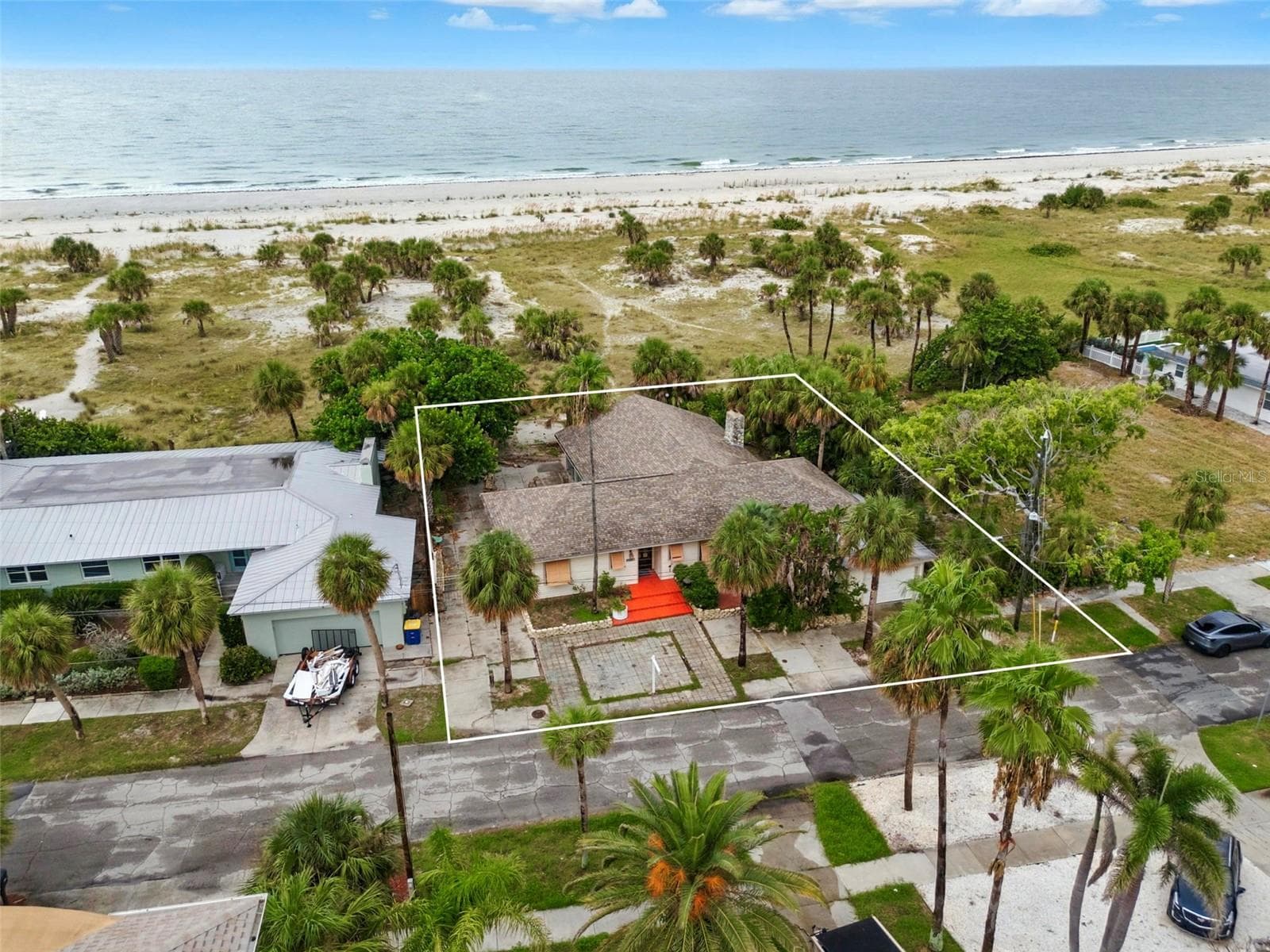 Single Family Residence at 1024 ELDORADO AVE, CLEARWATER BEACH, photo 6 of 23