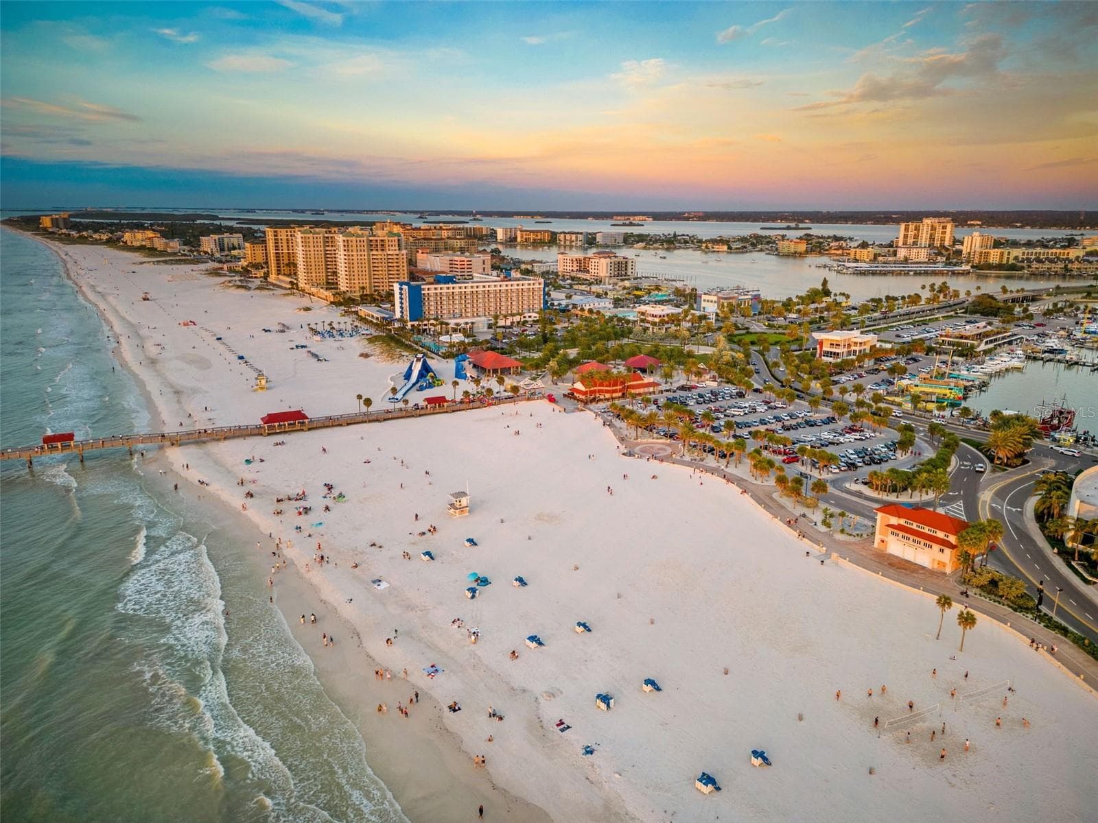 Minutes away from yacht club - 1024 ELDORADO AVE, CLEARWATER BEACH