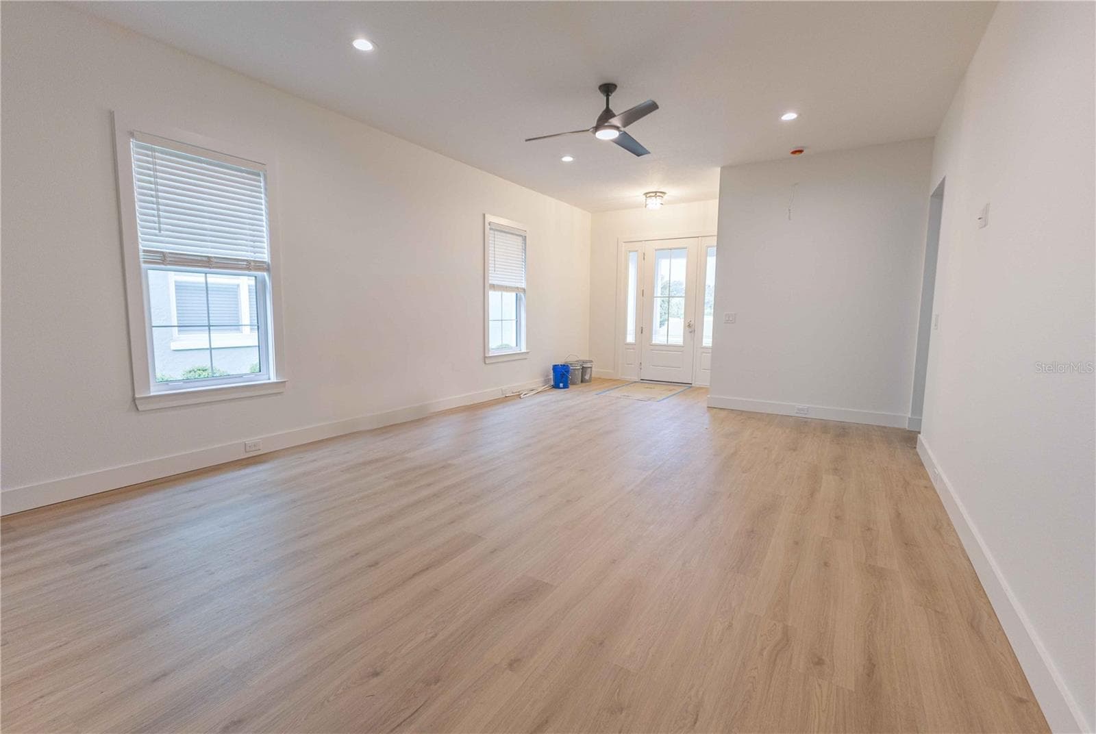 Single Family Residence at 10619 GRAND OAKS BLVD, OXFORD, photo 4 of 43