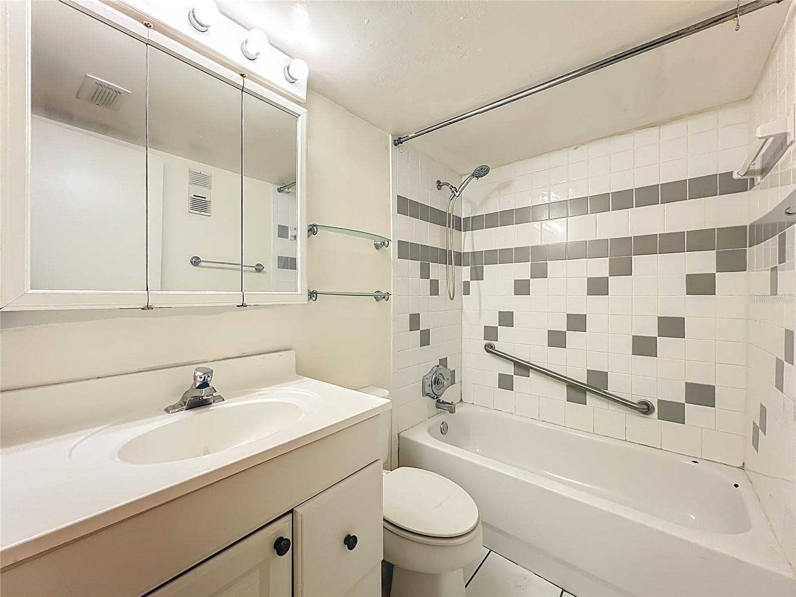 Condominium at 6034 VILLAGE CIR #GE, ORLANDO, photo 23 of 44