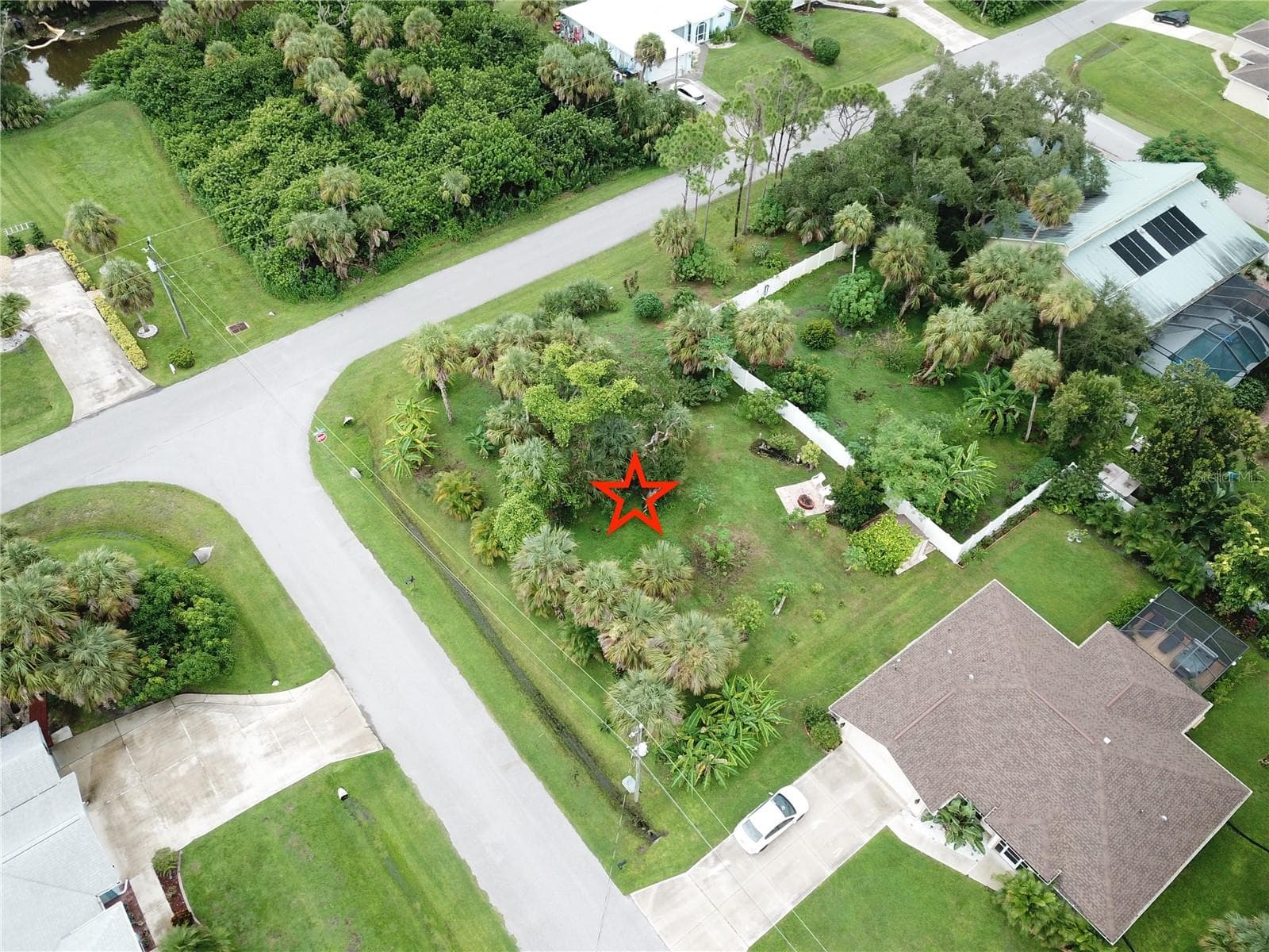 Land at CARIBOU AVE, NORTH PORT, photo 4 of 6