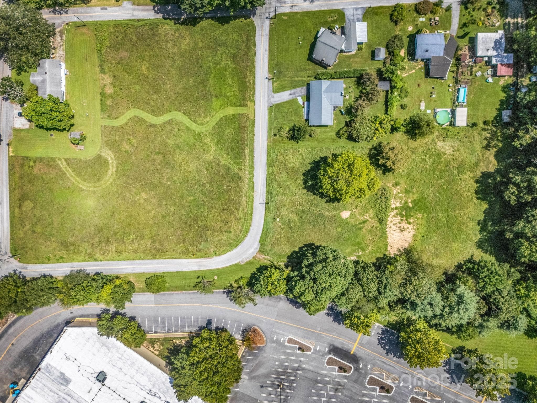 Lot at Hendersonville, photo 7 of 28
