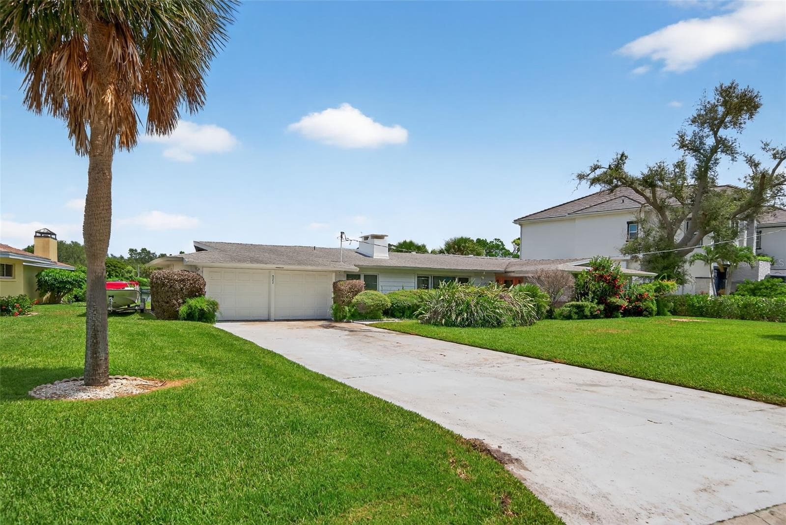 Single Family Residence at 377 S SHORE DR, SARASOTA, photo 7 of 23