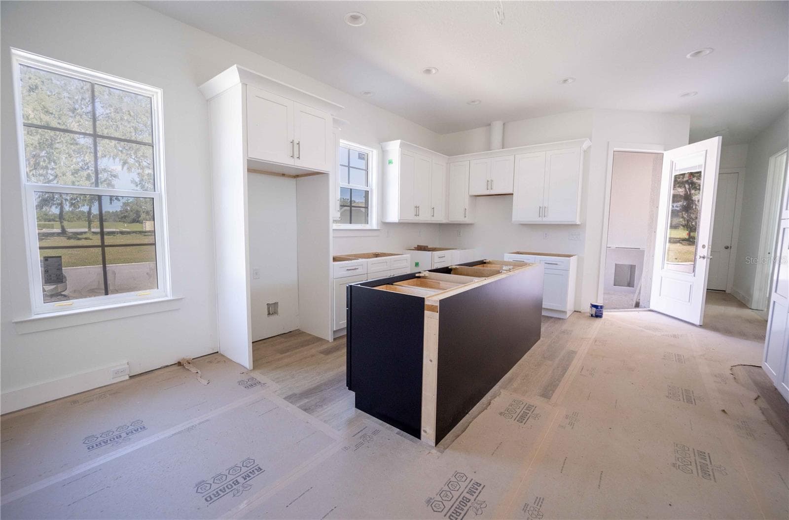 Single Family Residence at 10611 GRAND OAKS BLVD, OXFORD, photo 46 of 80