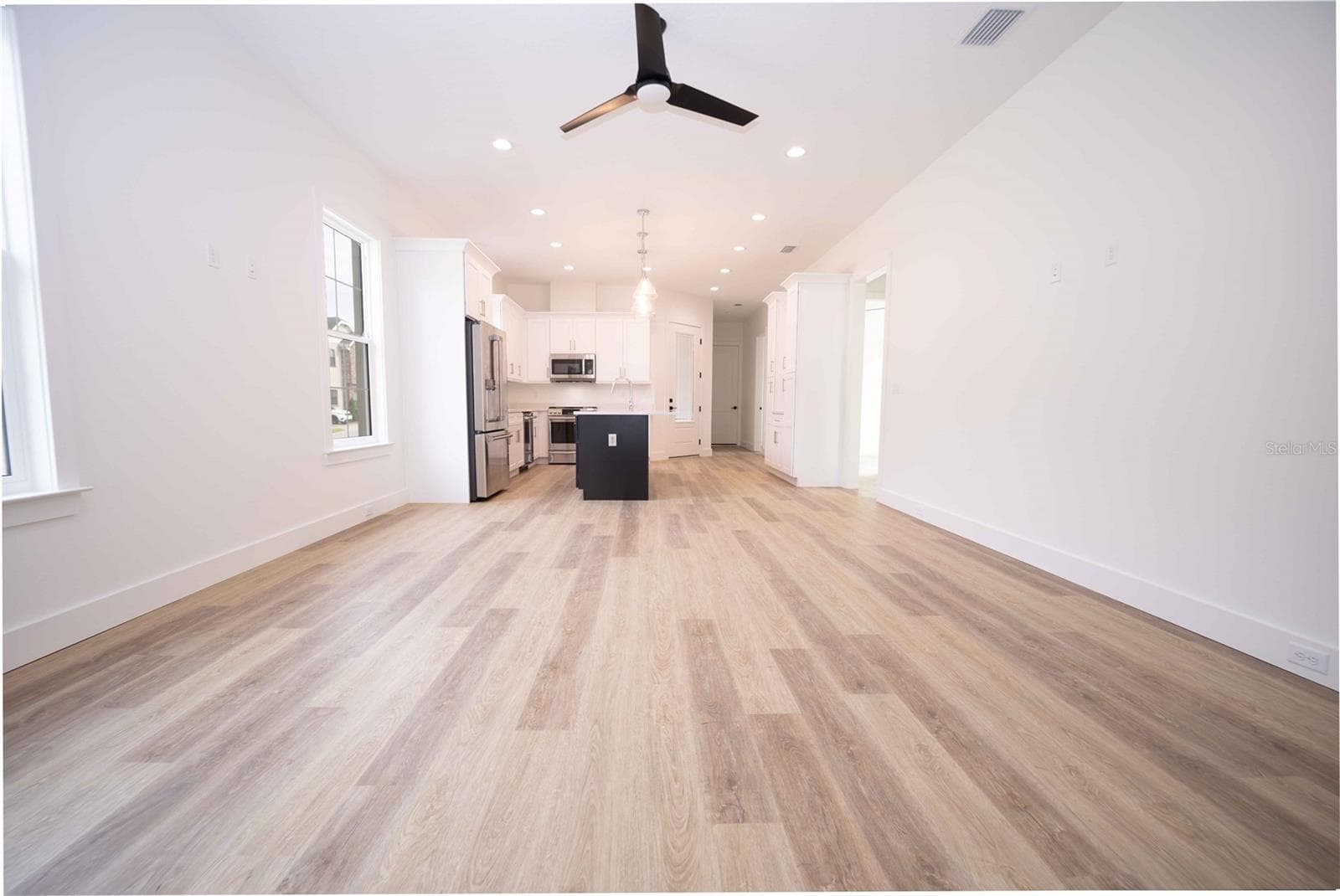 Single Family Residence at 10611 GRAND OAKS BLVD, OXFORD, photo 53 of 80
