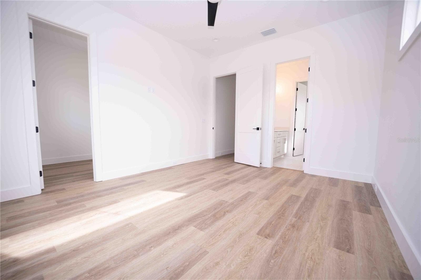 Single Family Residence at 10611 GRAND OAKS BLVD, OXFORD, photo 56 of 80