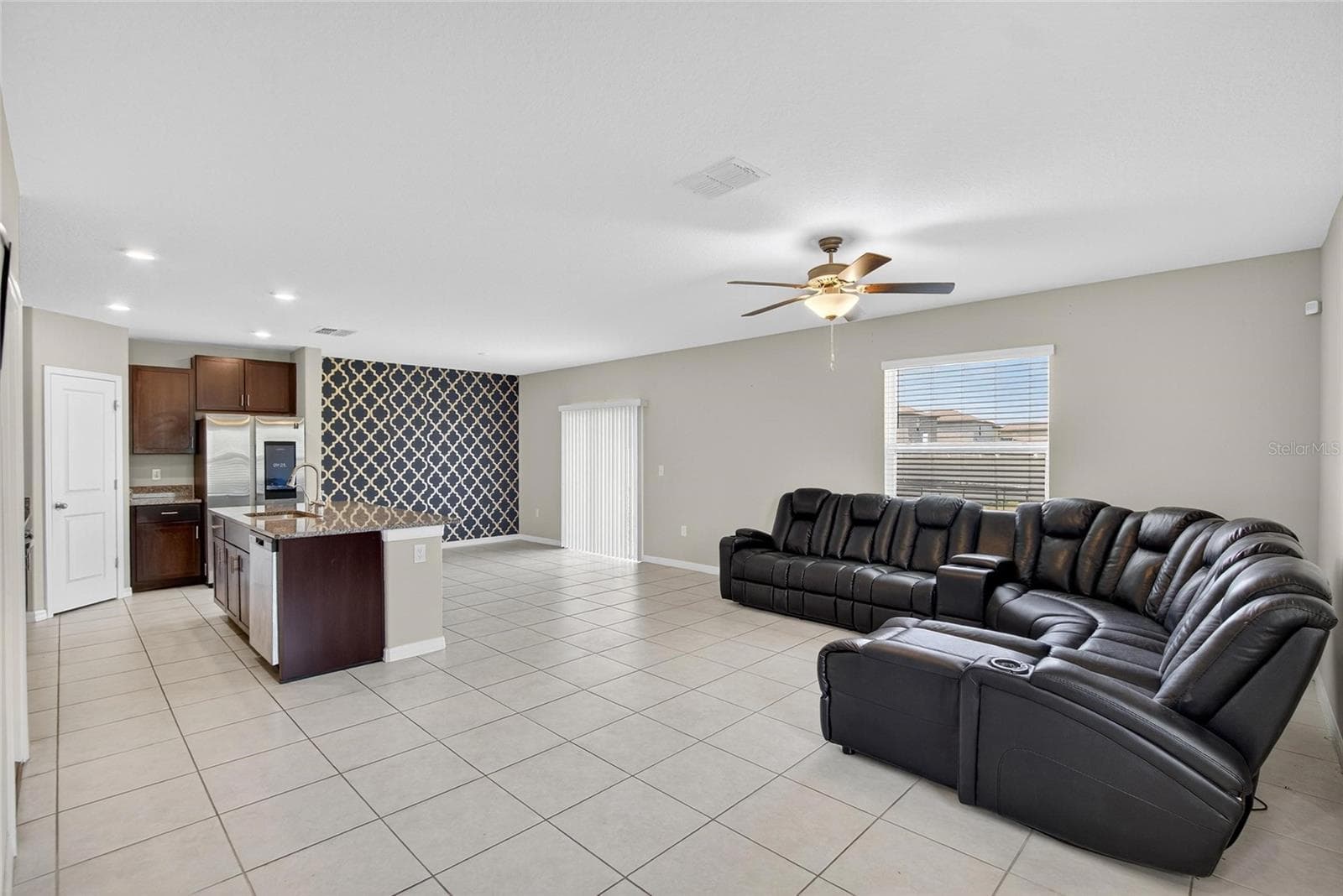 Single Family Residence at 12788 MAPLE BONSAI DR, RIVERVIEW, photo 10 of 52