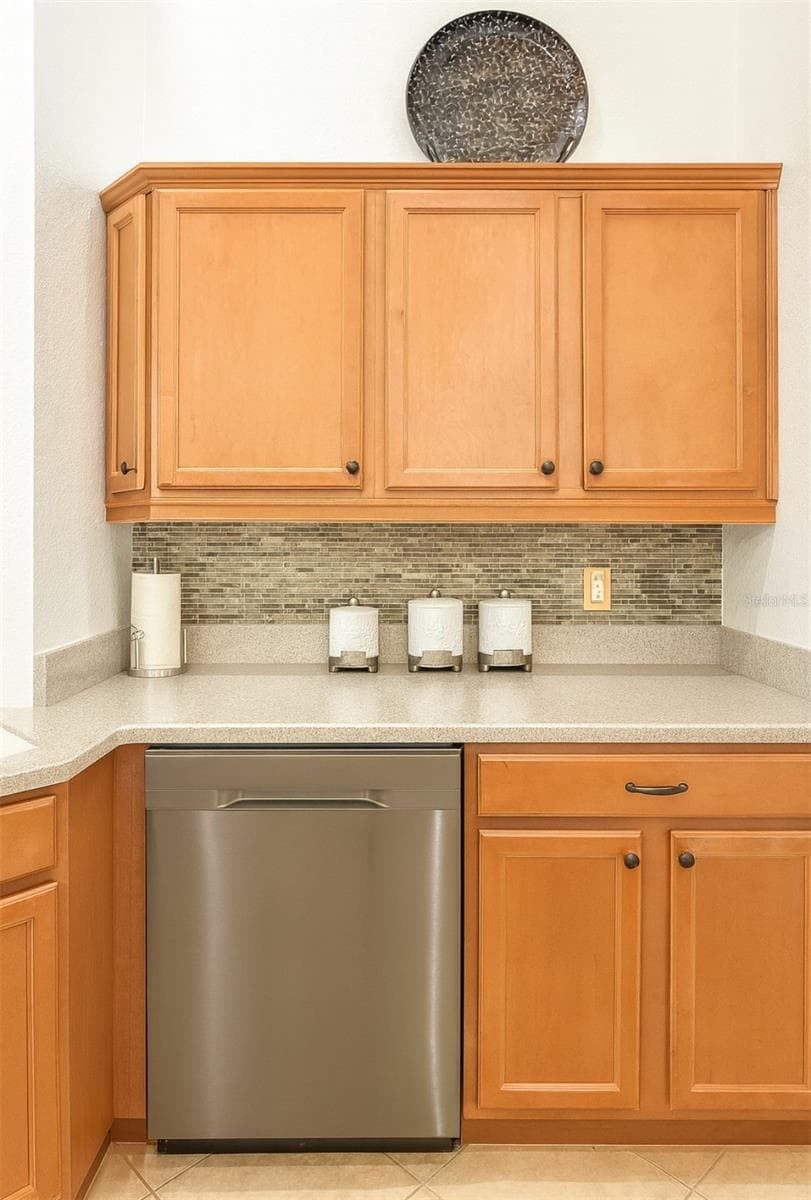 Kitchen - 119 CRESCENT MOON DR, GROVELAND