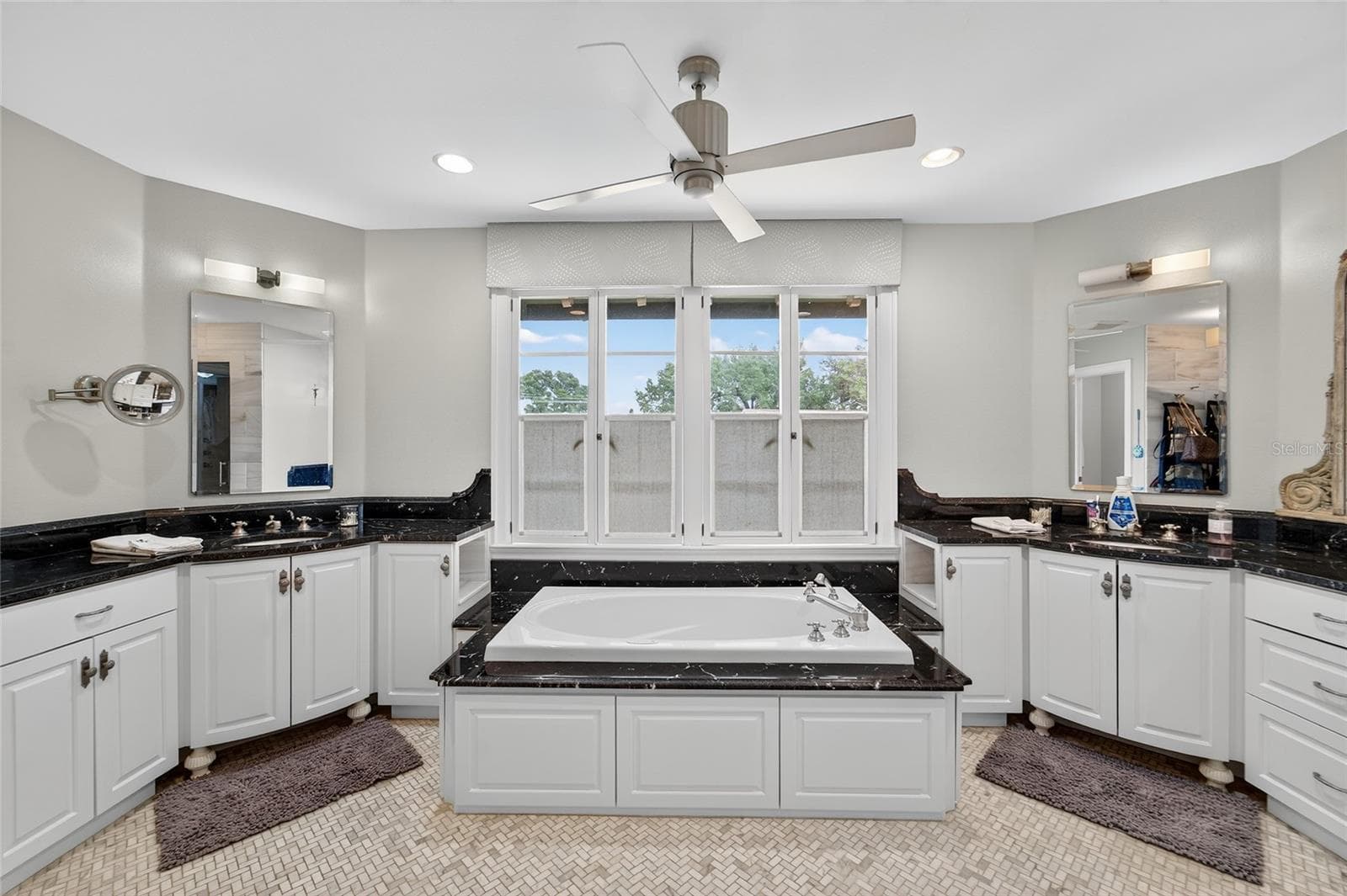 Single Family Residence at 301 CASPIAN ST, TAMPA, photo 44 of 57