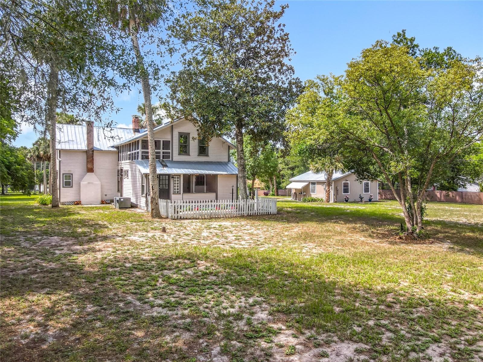 Single Family Residence at 525 W BLUE SPRINGS AVE, ORANGE CITY, photo 61 of 79