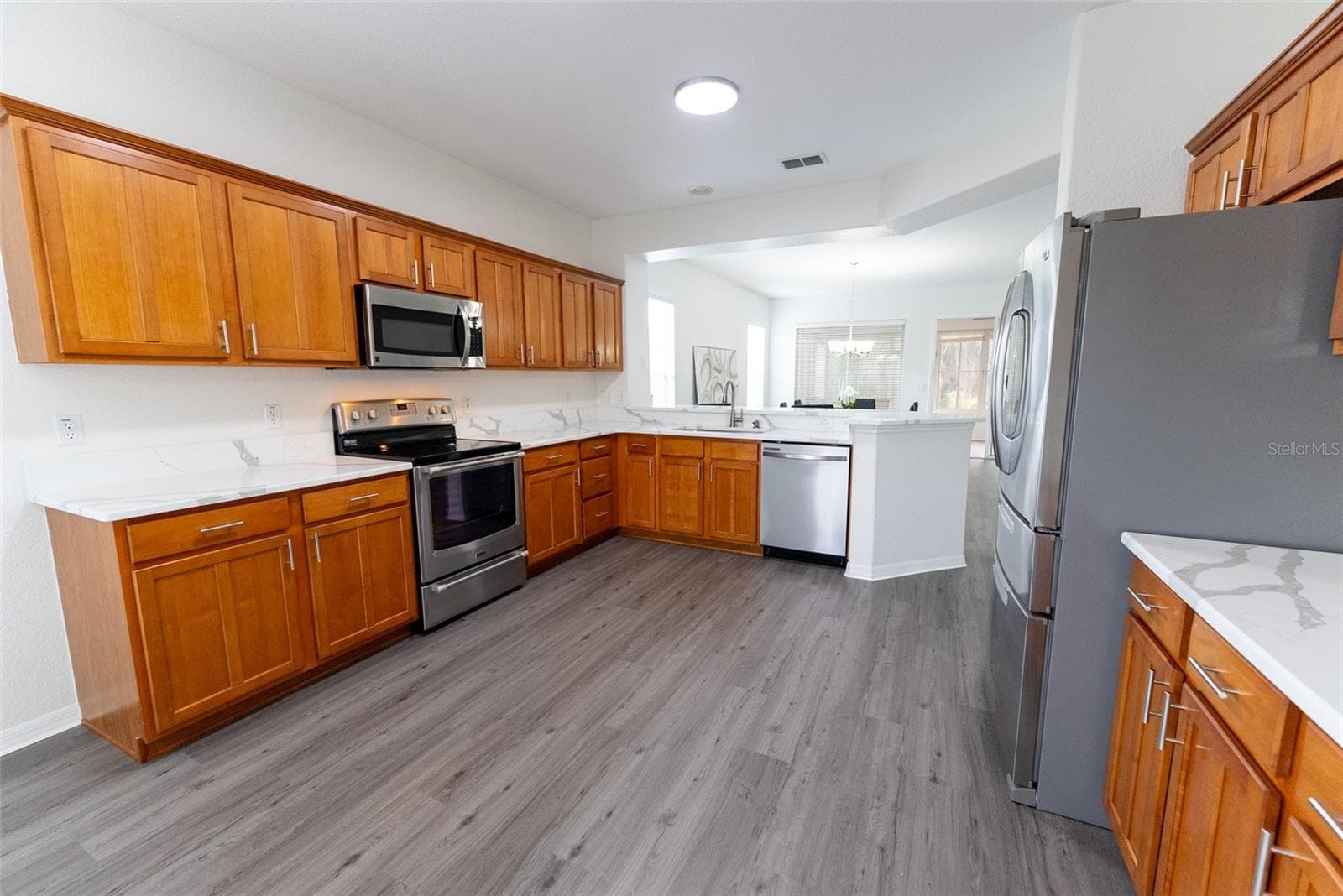 Single Family Residence at 12855 SE 92ND COURT RD, SUMMERFIELD, photo 13 of 55