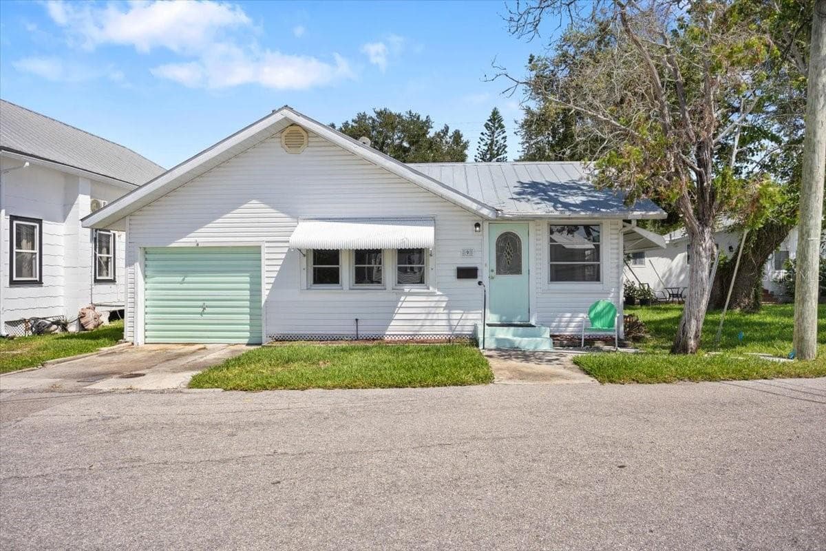 9 SEMINOLE DR