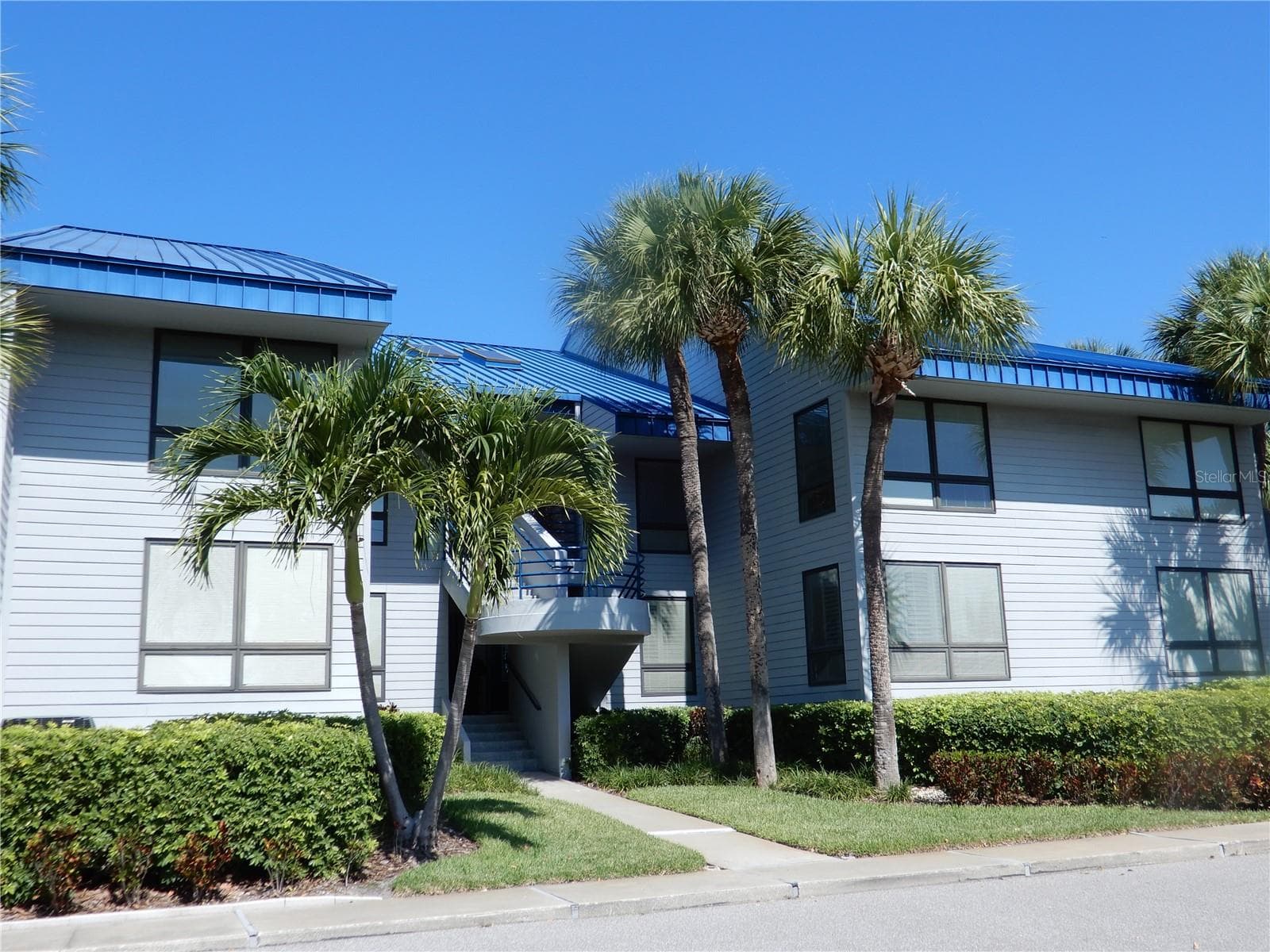 Condominium at 910 PINELLAS BAYWAY S #103, TIERRA VERDE, photo 5 of 22