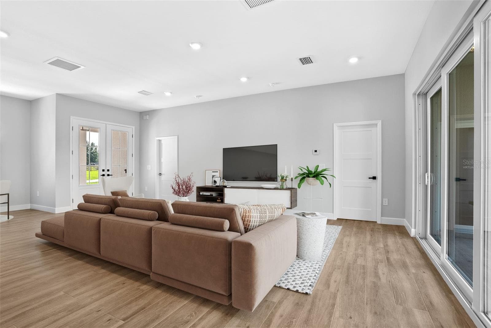 virtually staged - 13219 NEWGENT RD, SAN ANTONIO