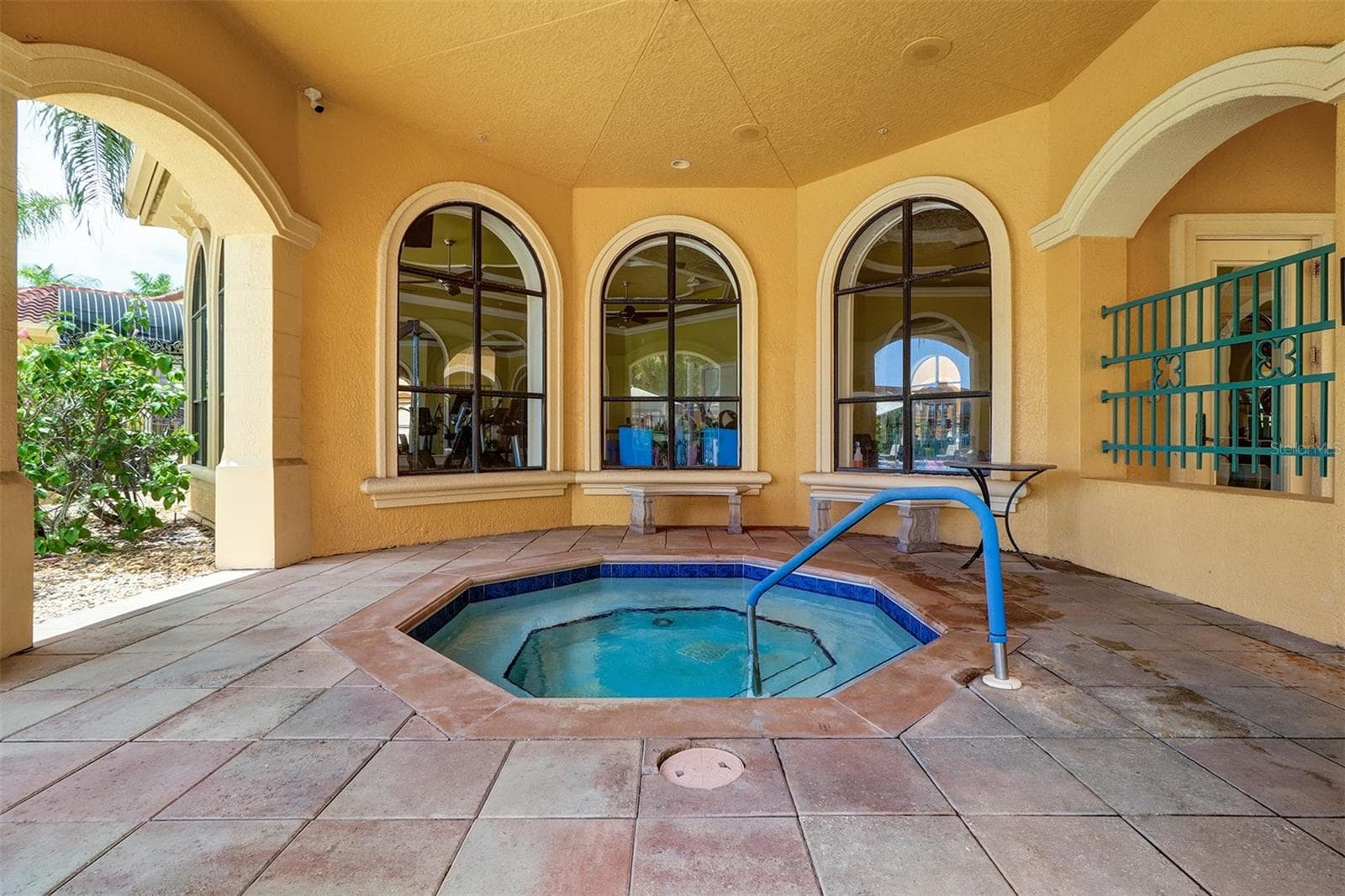 Covered spa/hot tub - 2757 VIA CIPRIANI #1114A, CLEARWATER