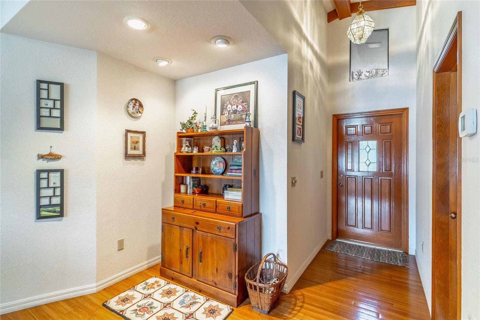 Single Family Residence at 121 N LAKE GEORGE DR, GEORGETOWN, photo 10 of 46