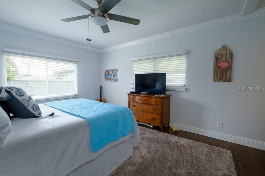 INVITING BEDROOM DESIGNED FOR RELAXATION - 1916 ILLINOIS AVE, BRADENTON