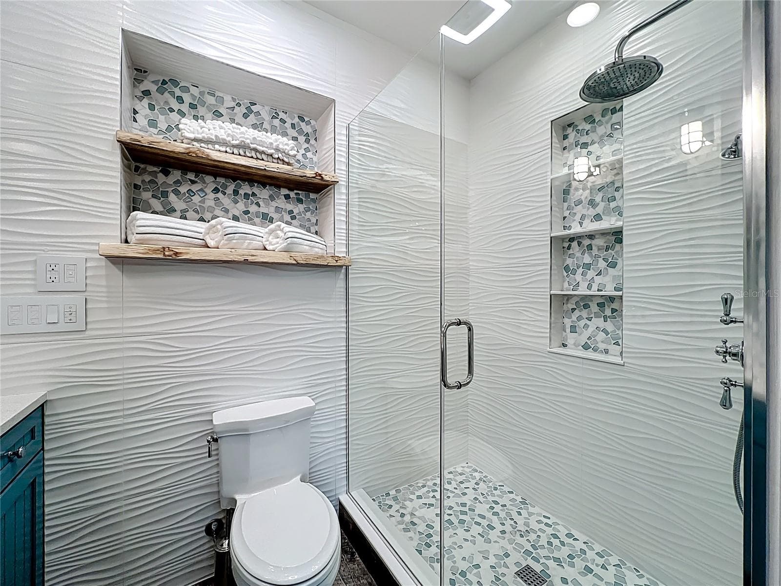 Single Family Residence at 403 75TH ST, HOLMES BEACH, photo 54 of 72
