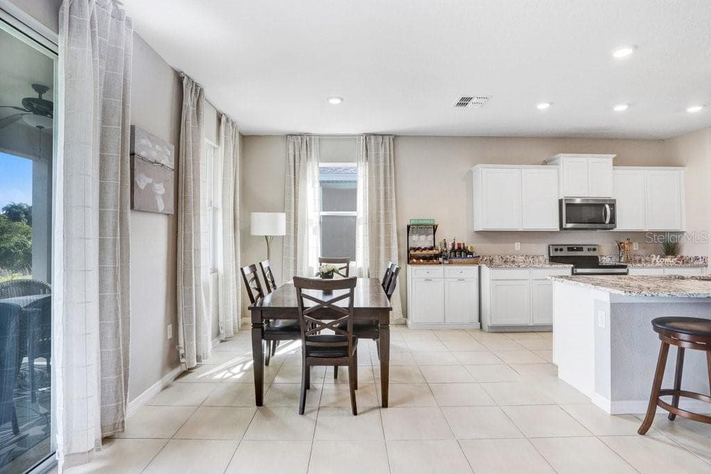 Single Family Residence at 4013 LIVELY CORAL PL, BRADENTON, photo 14 of 53