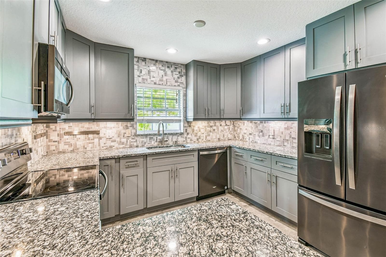 West Residence Kitchen - 1101 81ST AVE N, ST PETERSBURG
