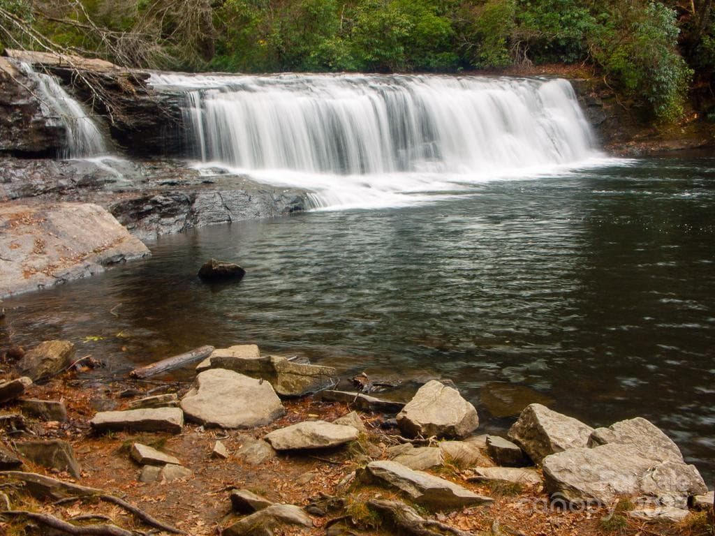 This is Hooker Falls at DuPont State Forest. Only 10 minutes from the property. - 11 Reserve Road, Pisgah Forest