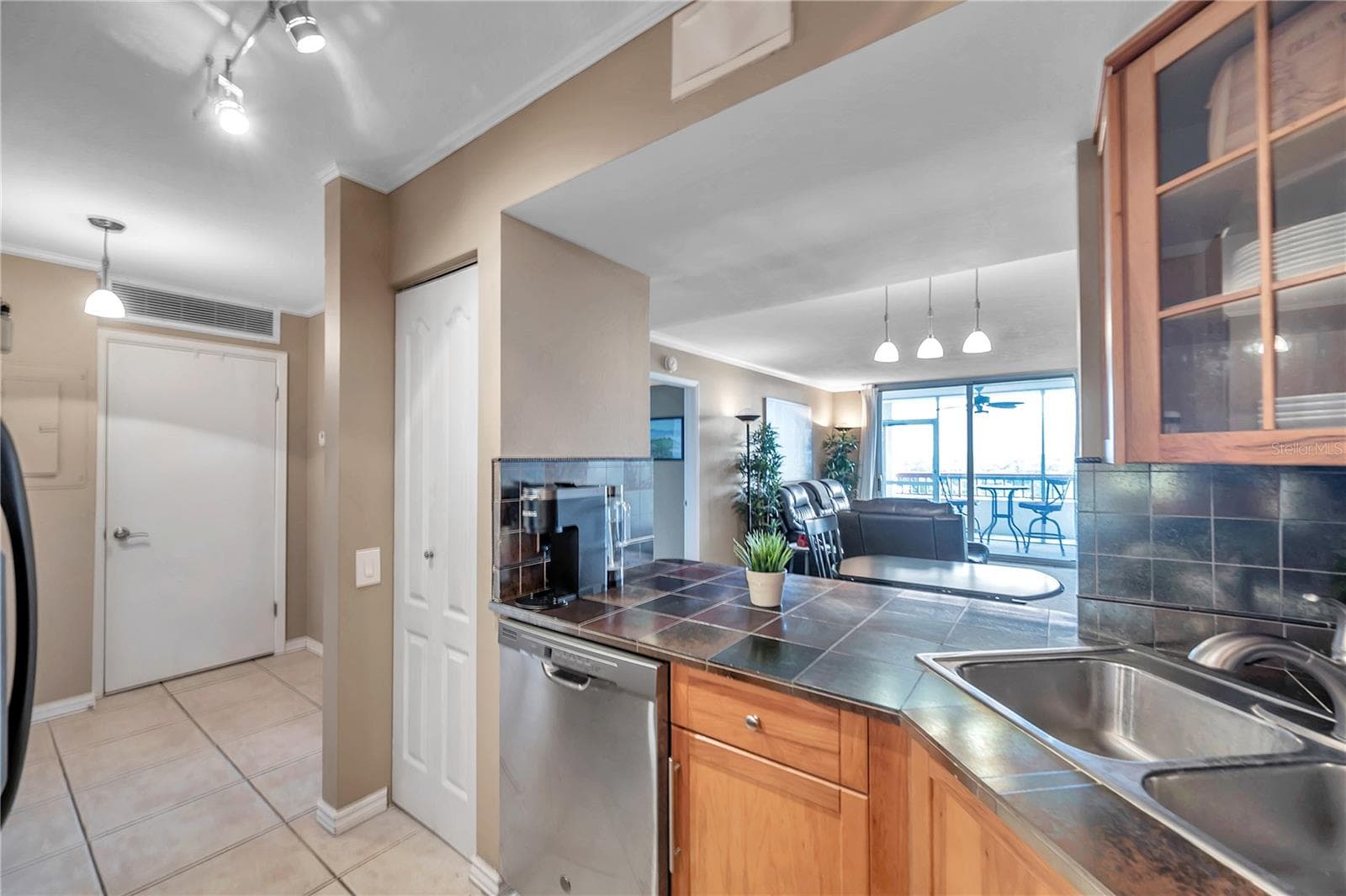 Condominium at 2333 FEATHER SOUND DR #B307, CLEARWATER, photo 20 of 66