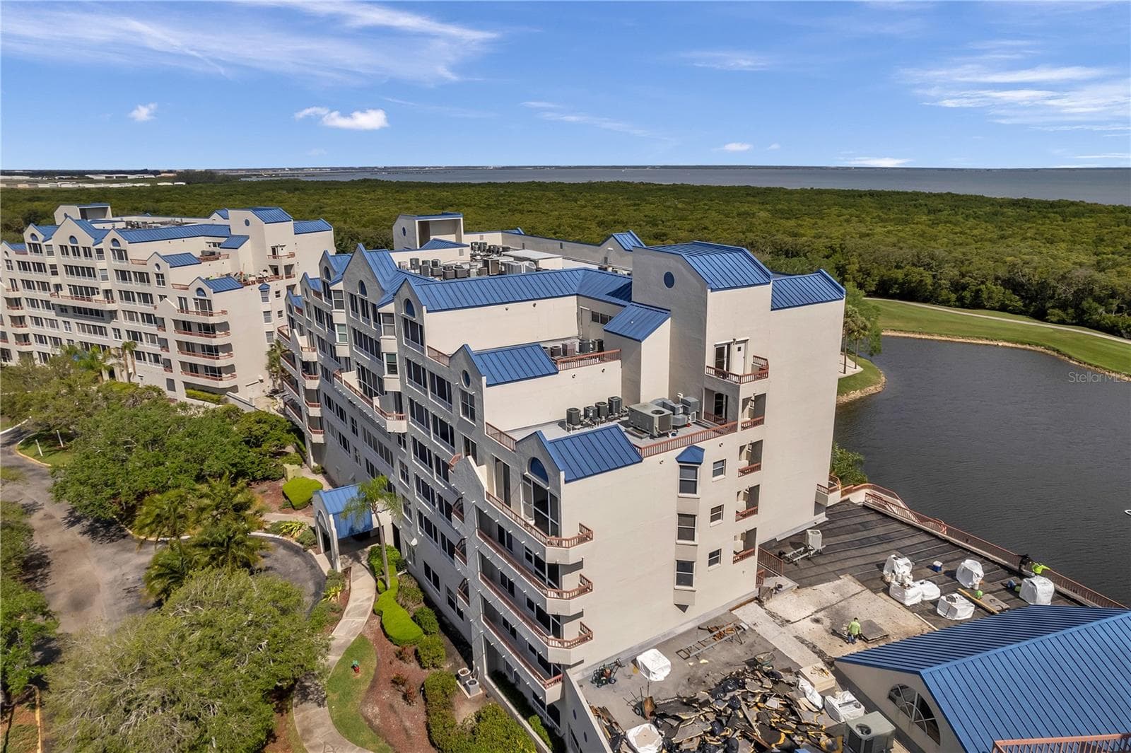 Condominium at 2333 FEATHER SOUND DR #B307, CLEARWATER, photo 53 of 66