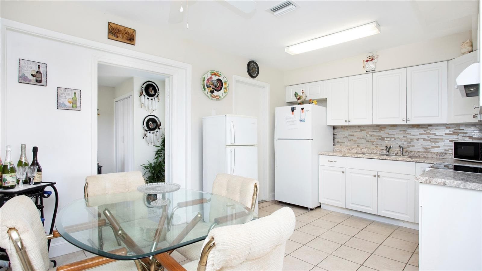 Dining area off kitchen - 515 YORK RD, LEHIGH ACRES