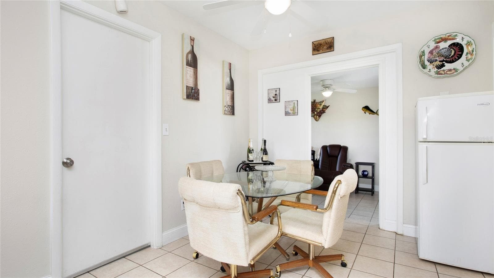 inning area with entry to 3rd bedroom - 515 YORK RD, LEHIGH ACRES