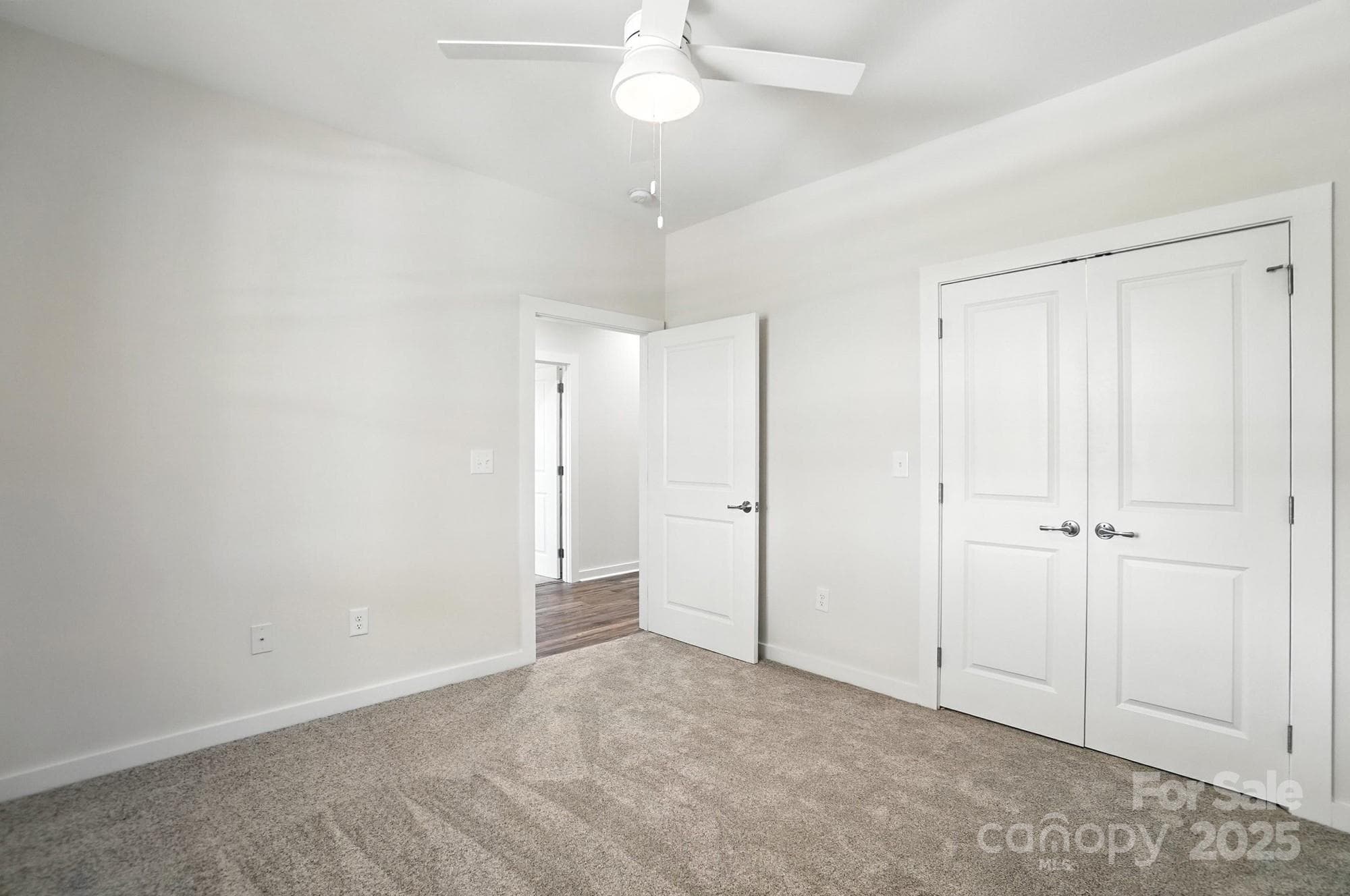 Townhouse at Hickory, photo 32 of 37