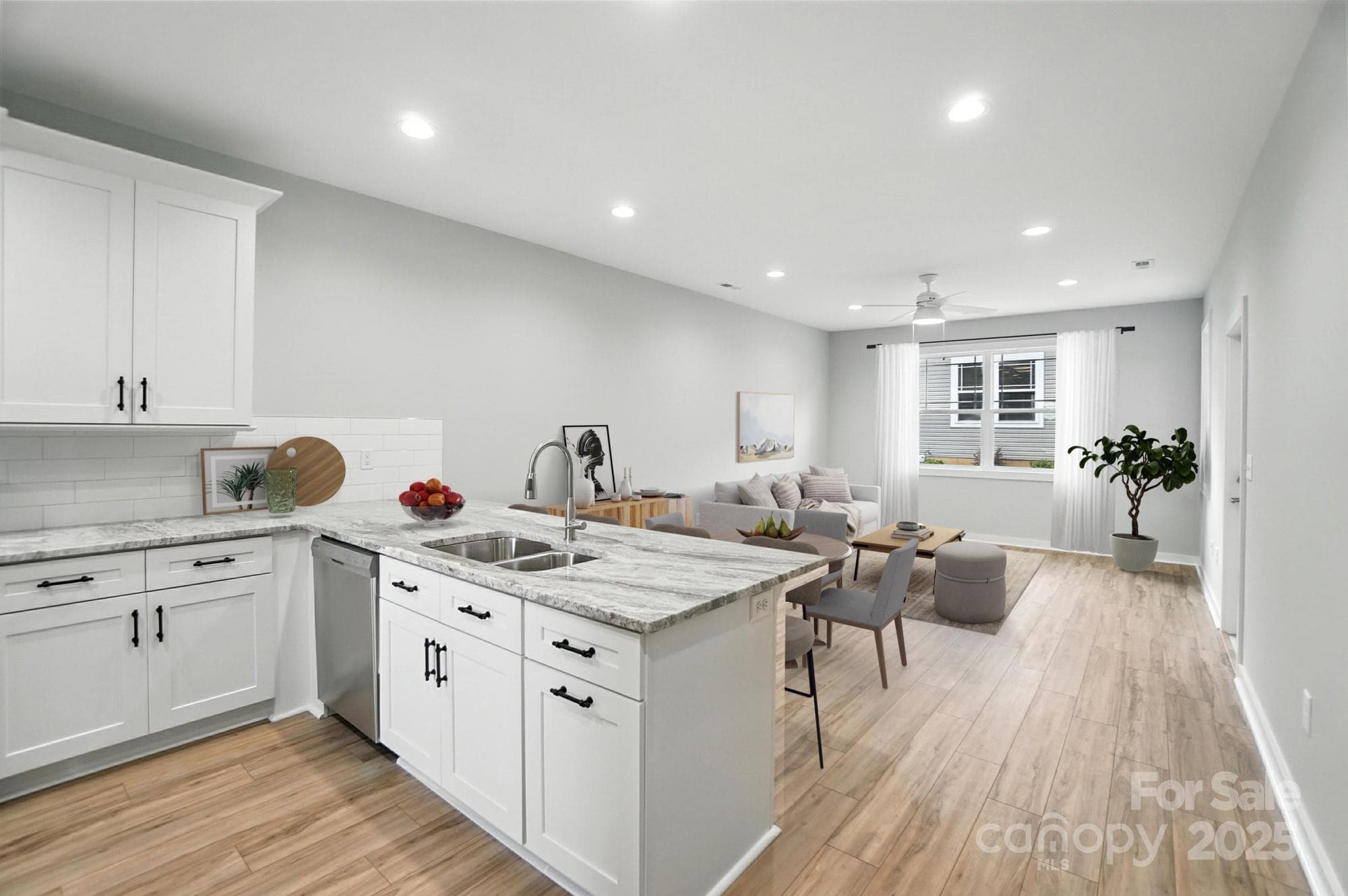 Townhouse at Hickory, photo 12 of 41