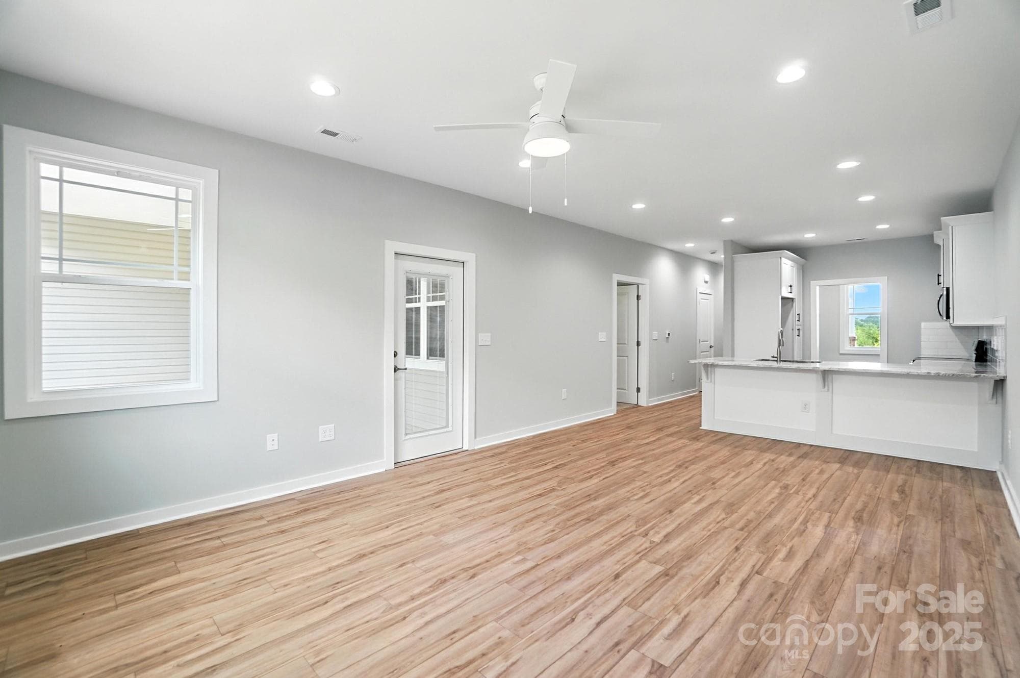 Townhouse at Hickory, photo 19 of 41