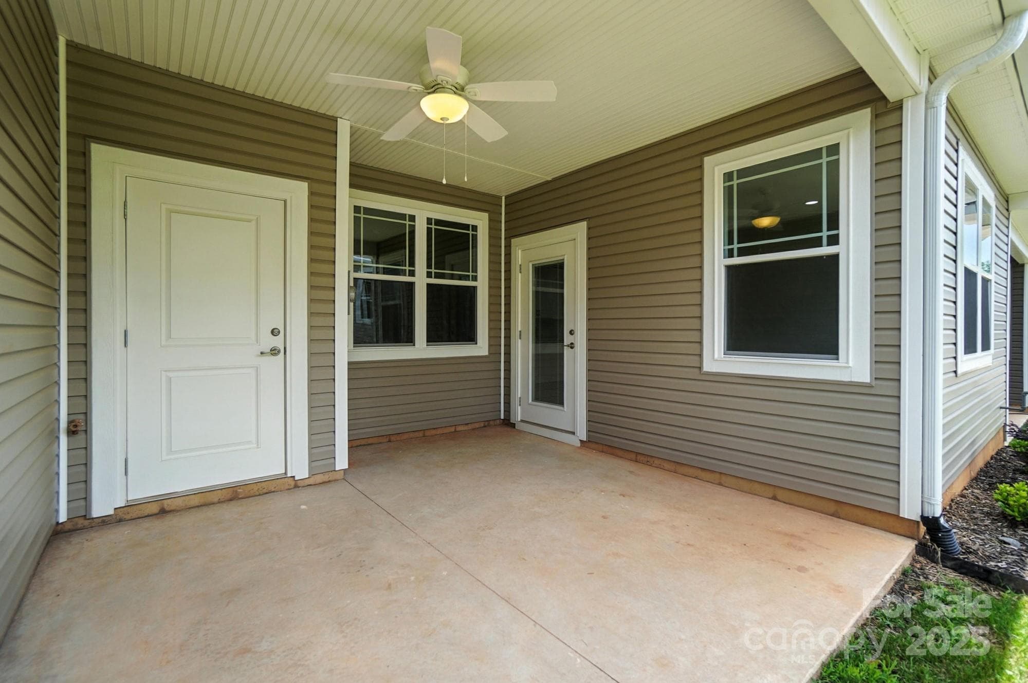 Townhouse at Hickory, photo 38 of 41