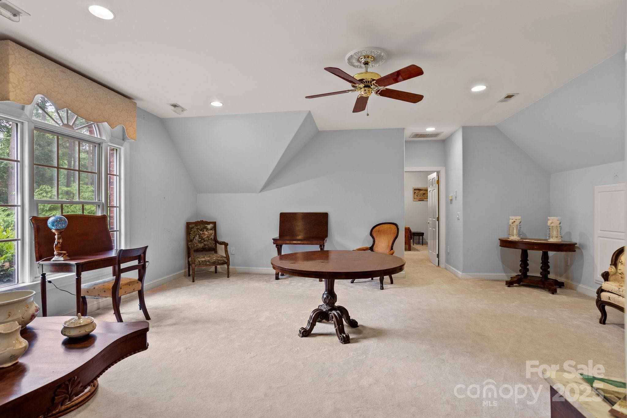 Single Family Residence at 115 W Glenview Drive, Salisbury, photo 30 of 42