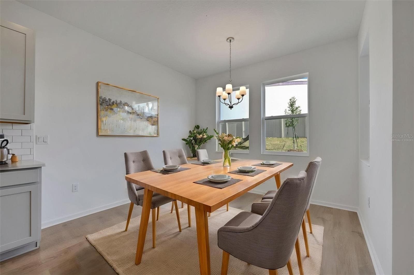 “virtually staged” - 2866 SUPERMARINE RD, TAVARES