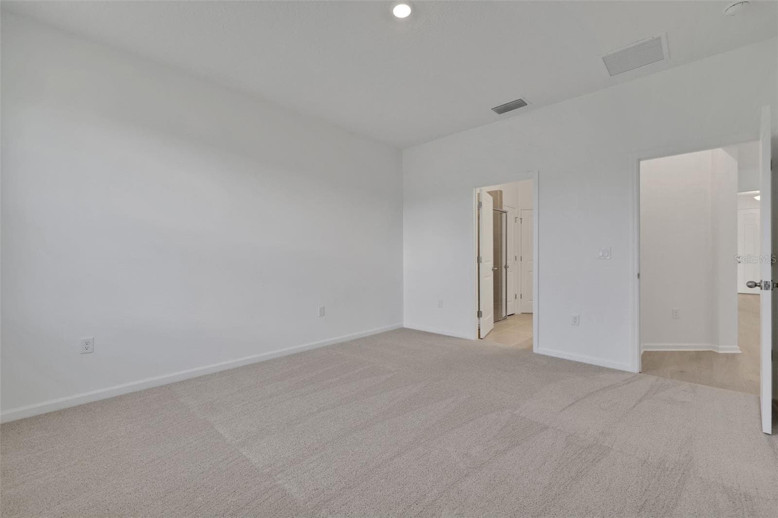 Single Family Residence at 2866 SUPERMARINE RD, TAVARES, photo 25 of 31