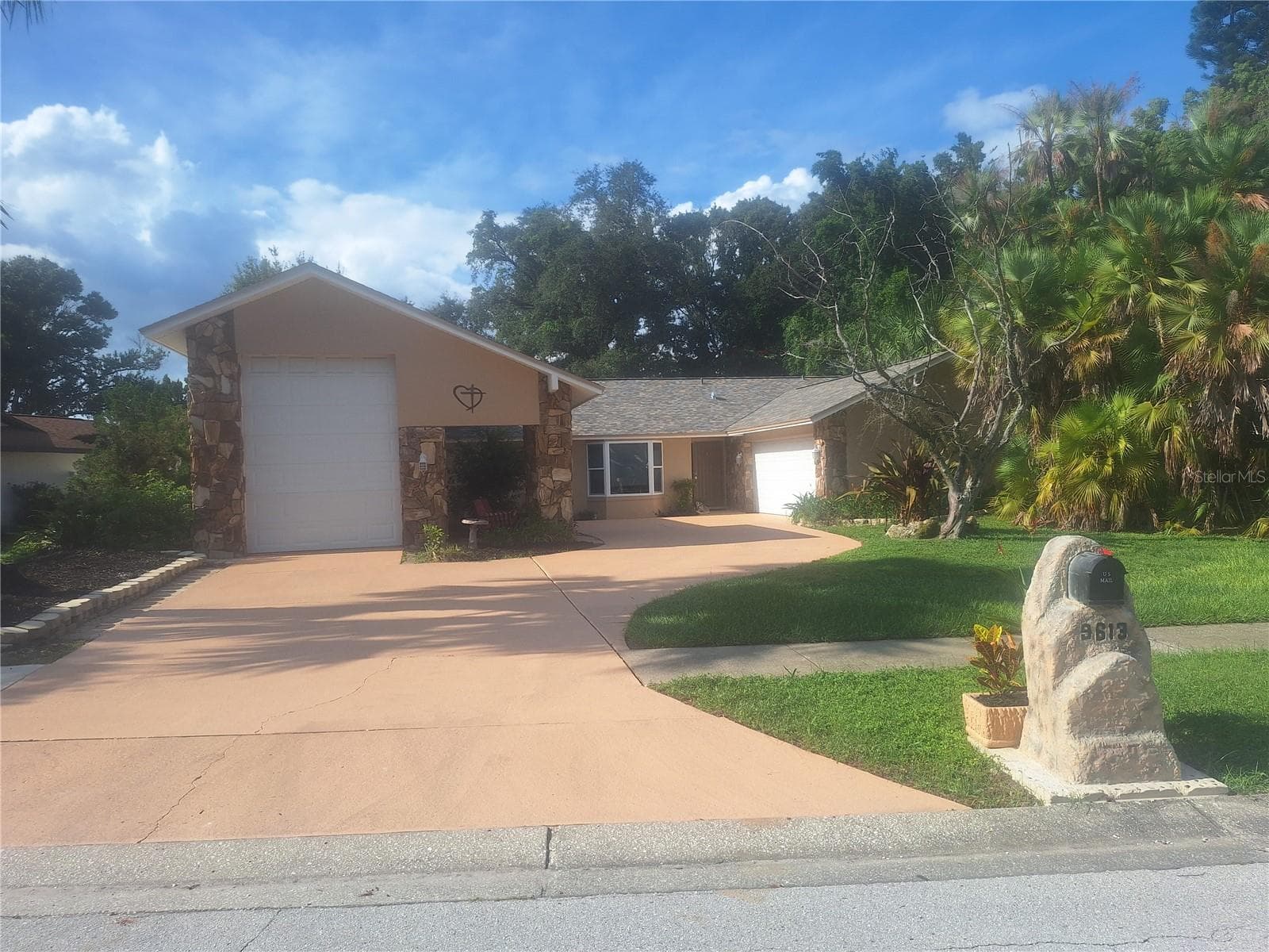 Single Family Residence at 9613 LEEWARD AVE, LARGO, photo 2 of 64