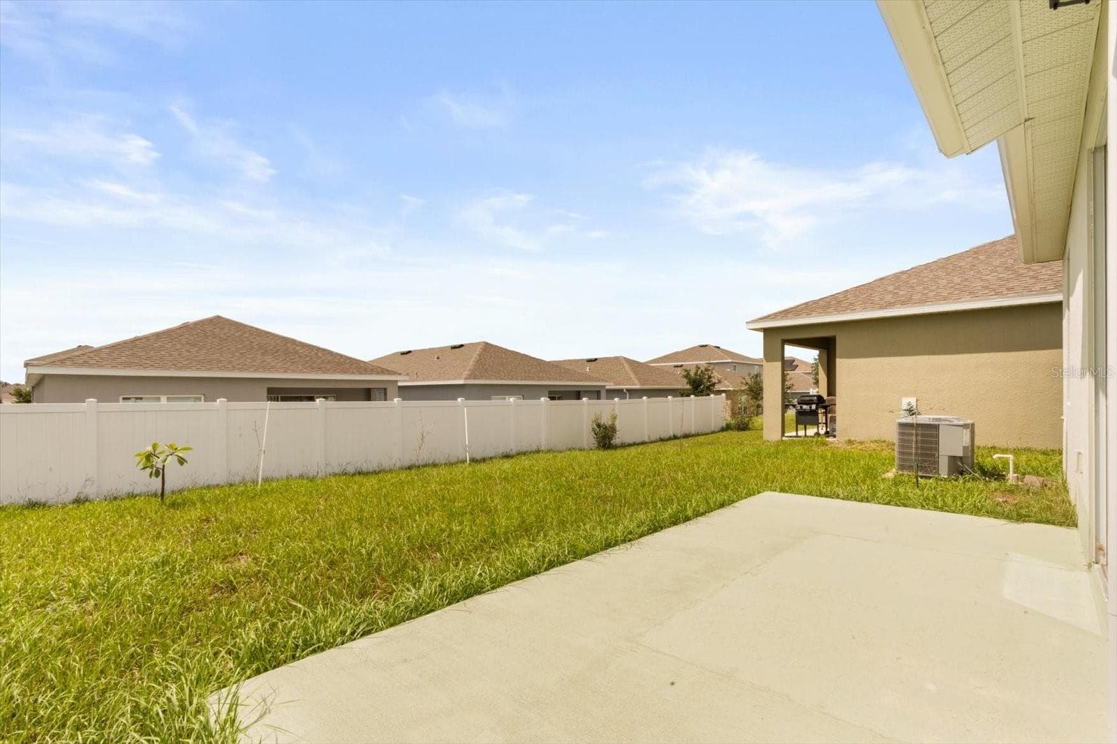 Single Family Residence at 6973 WILSON PASTURE AVE, GROVELAND, photo 32 of 52