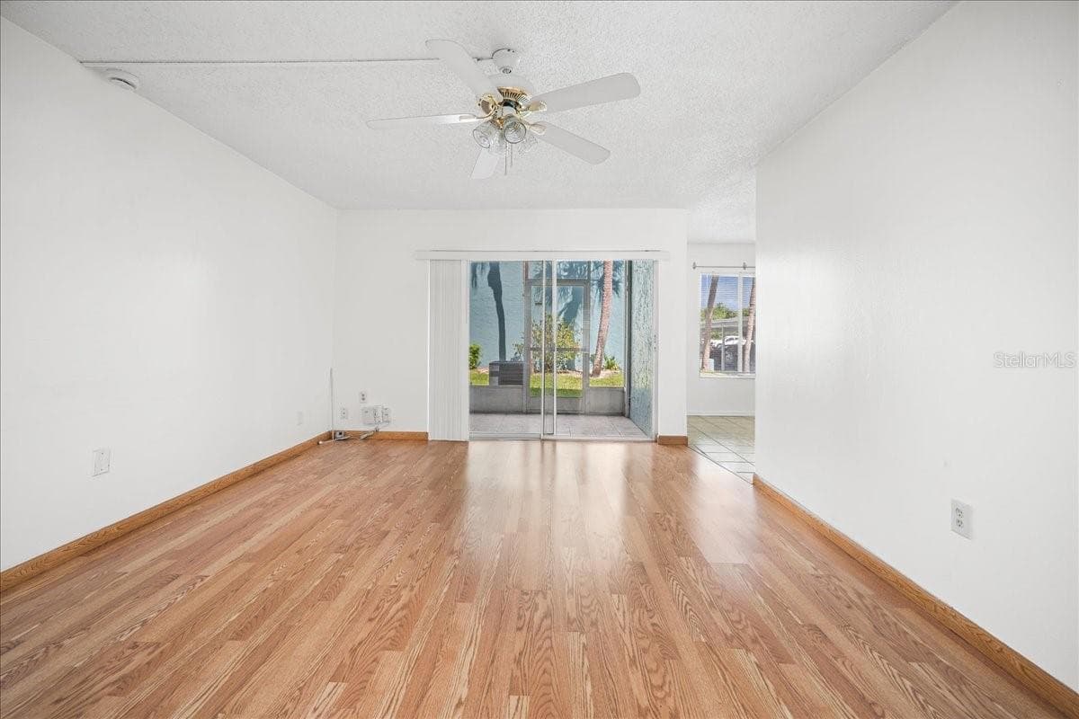 Condominium at 11401 3RD ST N #2, ST PETERSBURG, photo 14 of 27