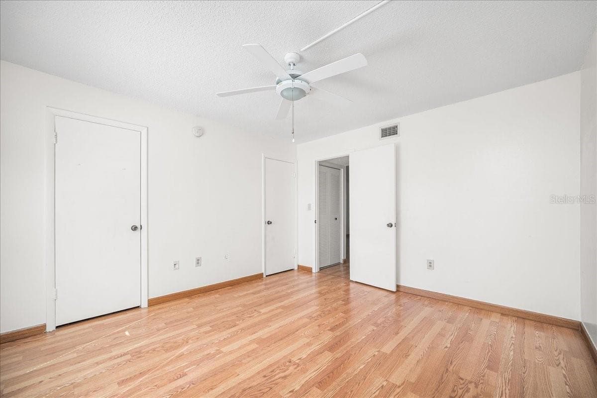 Condominium at 11401 3RD ST N #2, ST PETERSBURG, photo 16 of 27