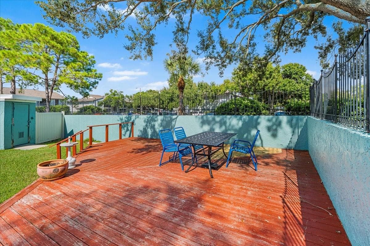 Condominium at 11401 3RD ST N #2, ST PETERSBURG, photo 26 of 27