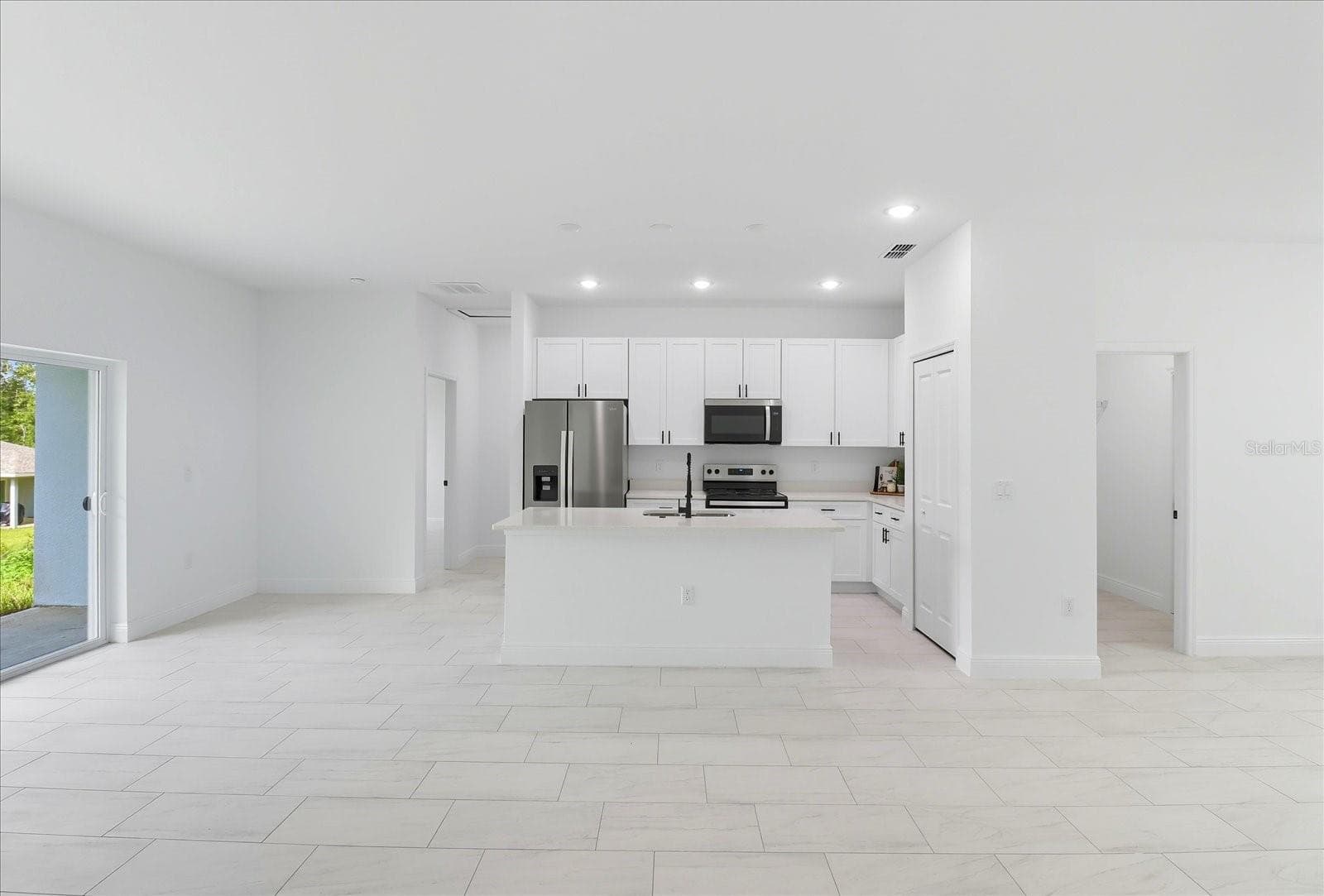 Single Family Residence at 225 W DIEGO PL, CITRUS SPRINGS, photo 17 of 44