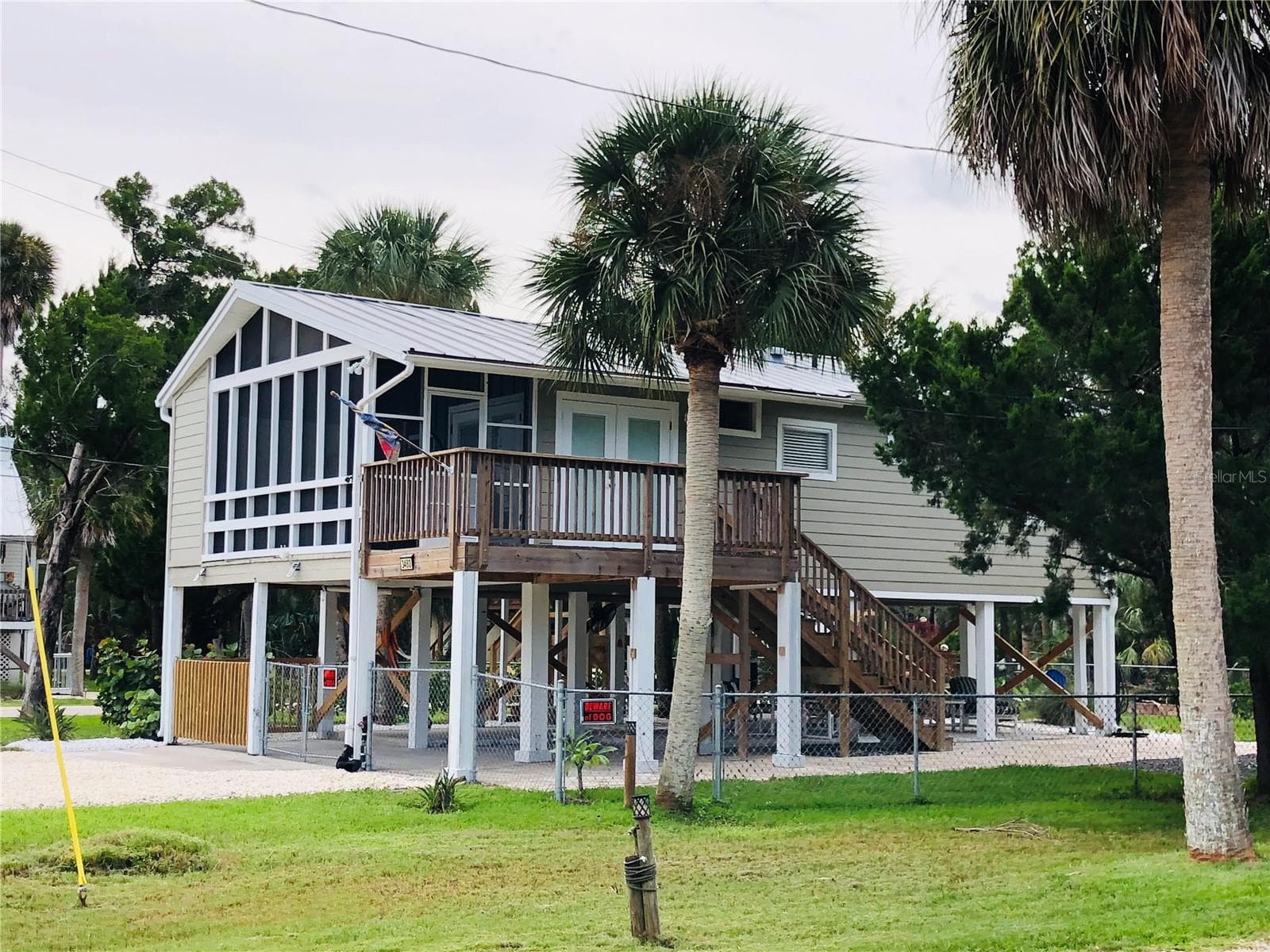 3480 HARBOR DR