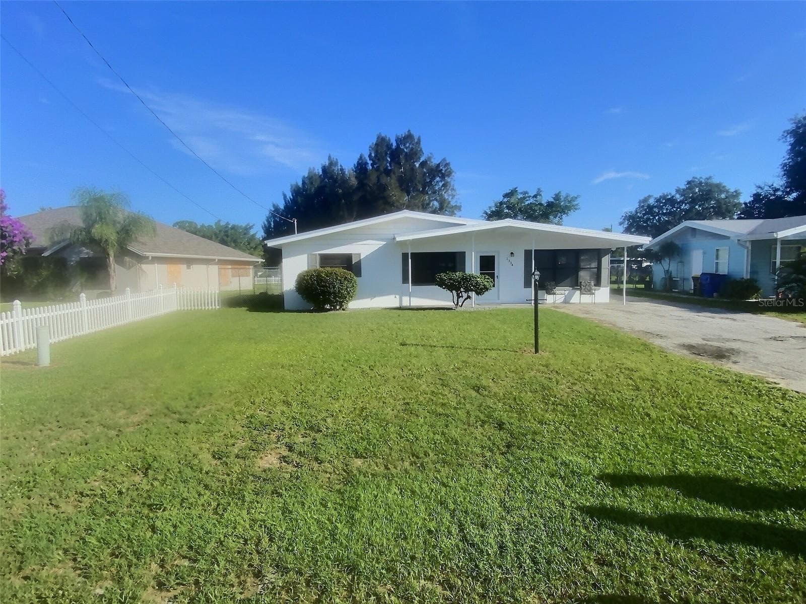 Single Family Residence at 1334 SUNSET DR, SEBRING, photo 4 of 43