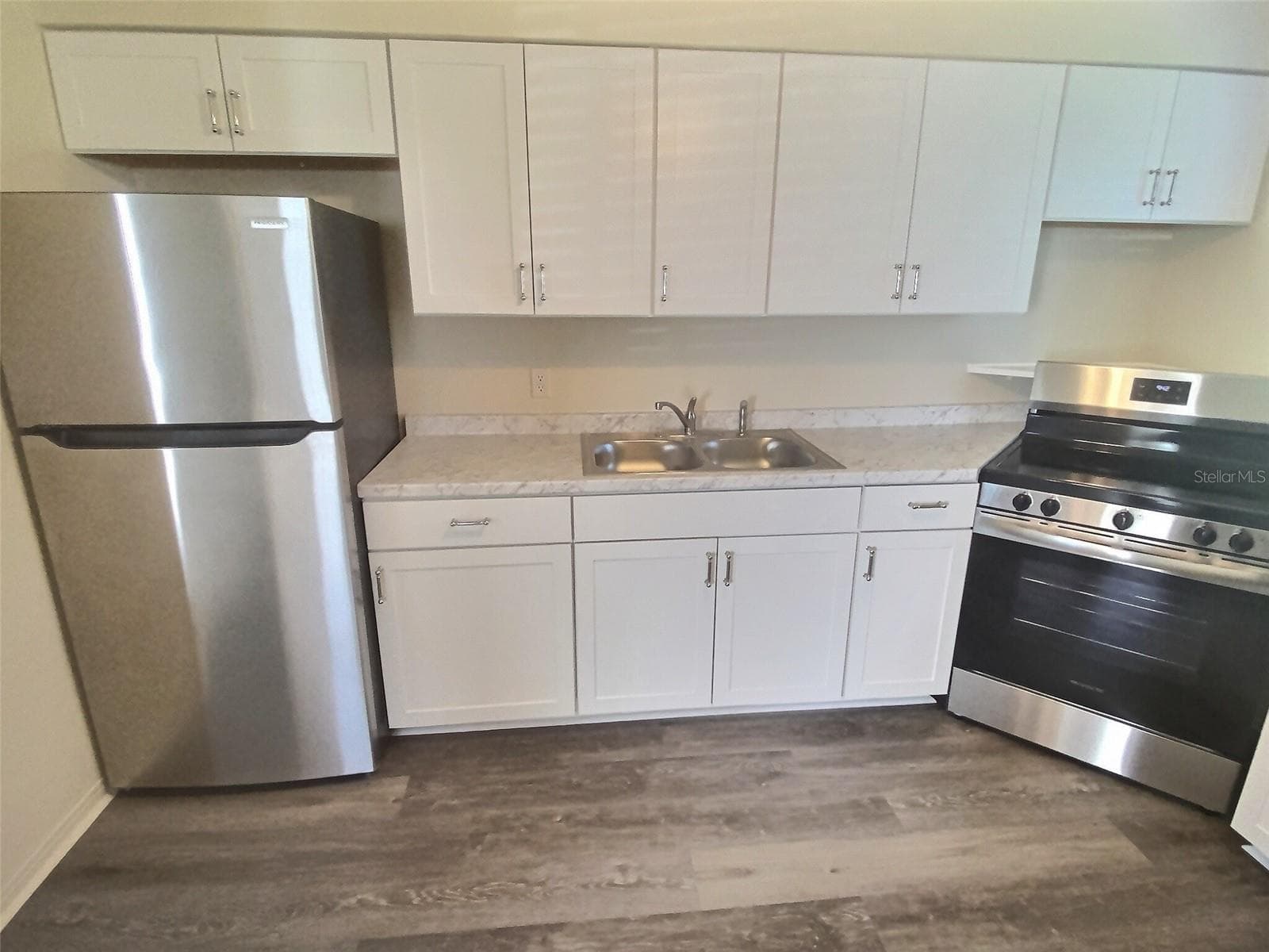 Kitchen. - 1334 SUNSET DR, SEBRING