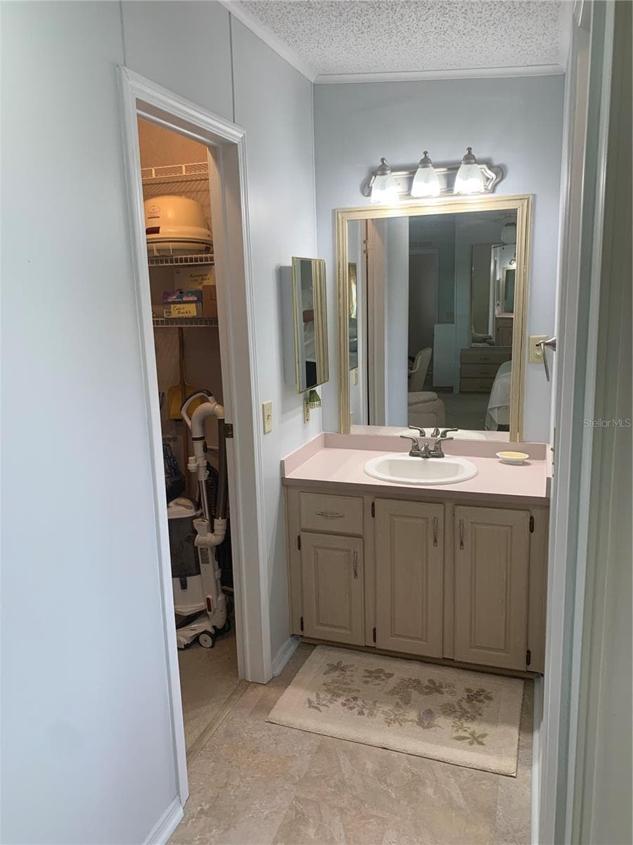 Manufactured Home at 4995 MOUNT OLIVE SHORES DR, POLK CITY, photo 37 of 75