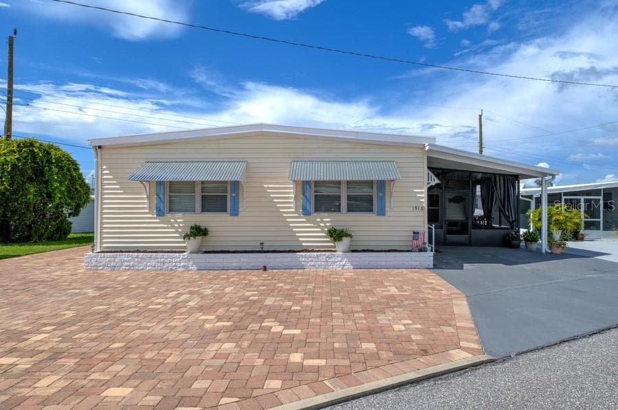 Manufactured Home at 1916 ILLINOIS AVE, BRADENTON, photo 36 of 59