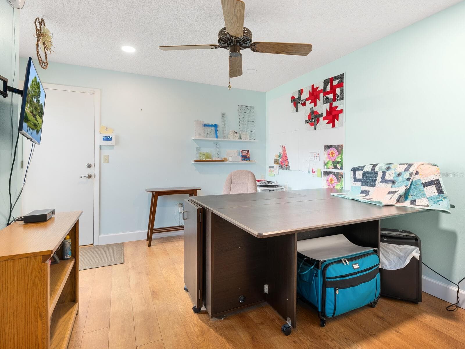 Bedroom 3 owner used as craft room - 6103 CLUBSIDE DR #6103, SARASOTA